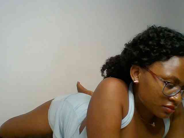 SassyAngels webcam