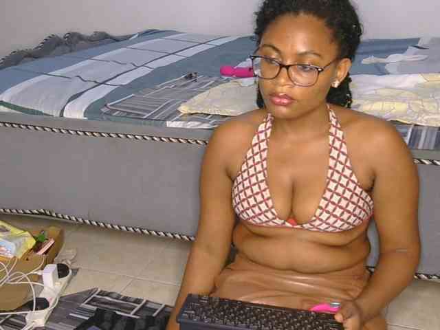 SassyAngels webcam