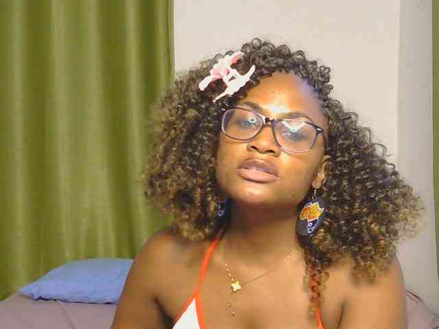 SassyAngels webcam