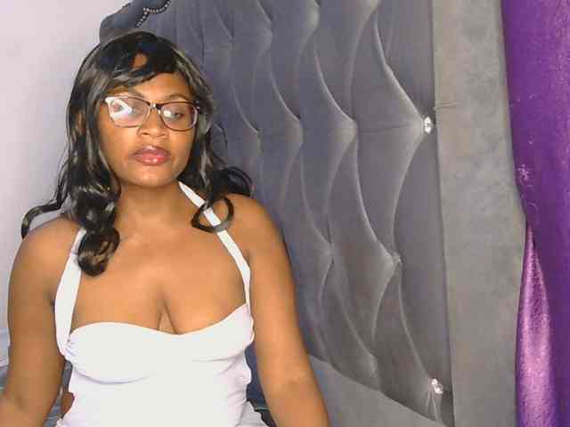 SassyAngels webcam