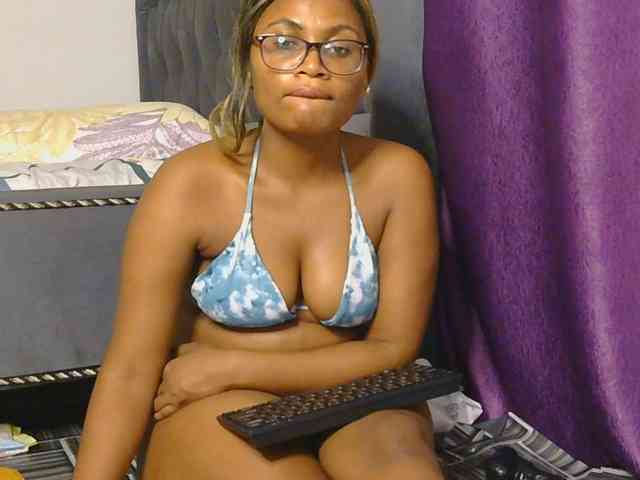SassyAngels webcam