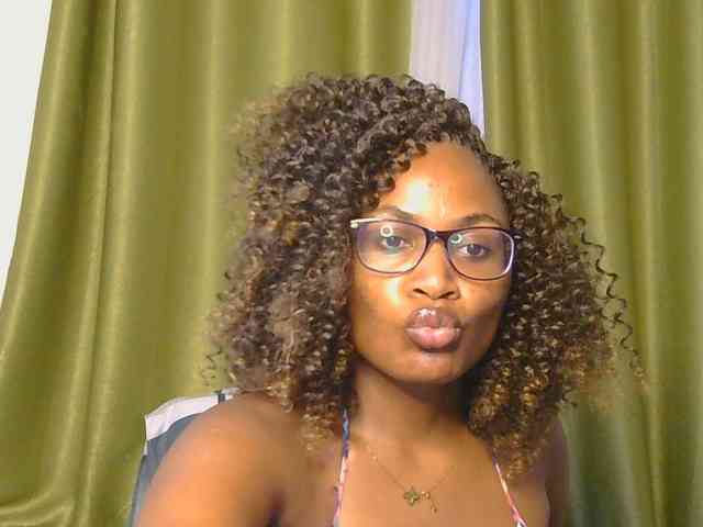 SassyAngels webcam