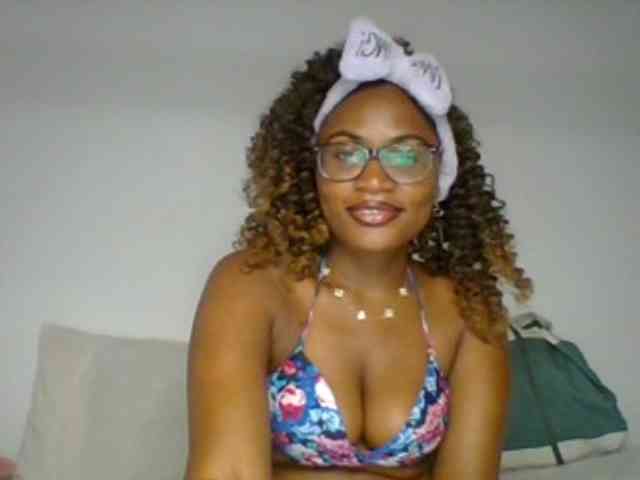 SassyAngels webcam