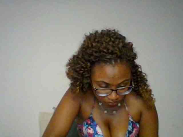SassyAngels webcam