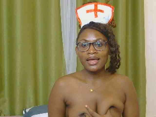 SassyAngels webcam