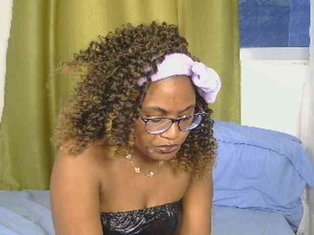 SassyAngels webcam
