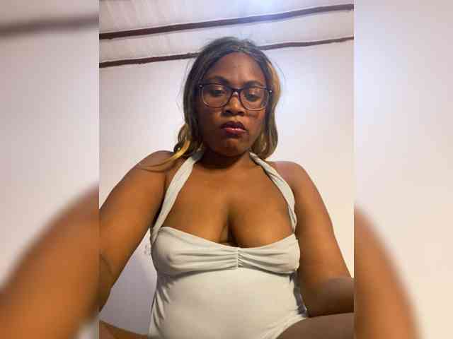 SassyAngels webcam