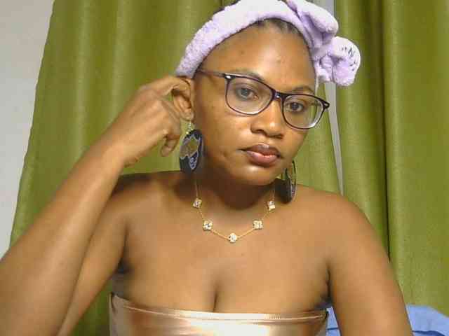 SassyAngels webcam