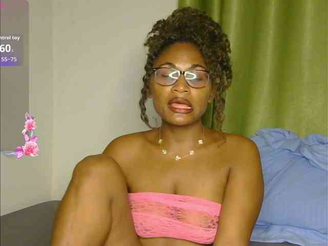 SassyAngels webcam
