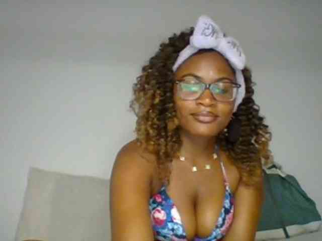 SassyAngels webcam