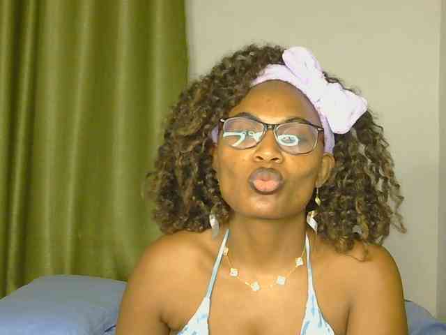 SassyAngels webcam