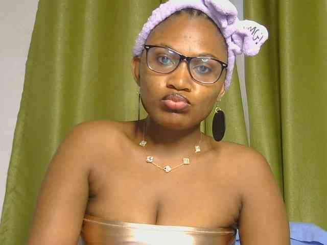 SassyAngels webcam