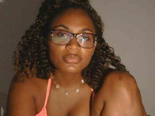 SassyAngels webcam