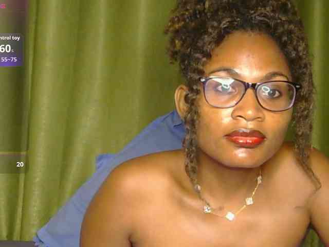 SassyAngels webcam
