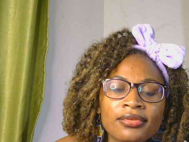 SassyAngels webcam
