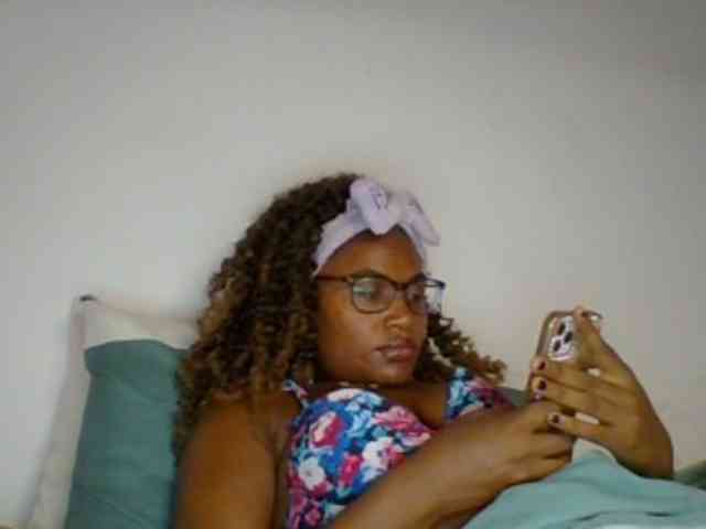 SassyAngels webcam