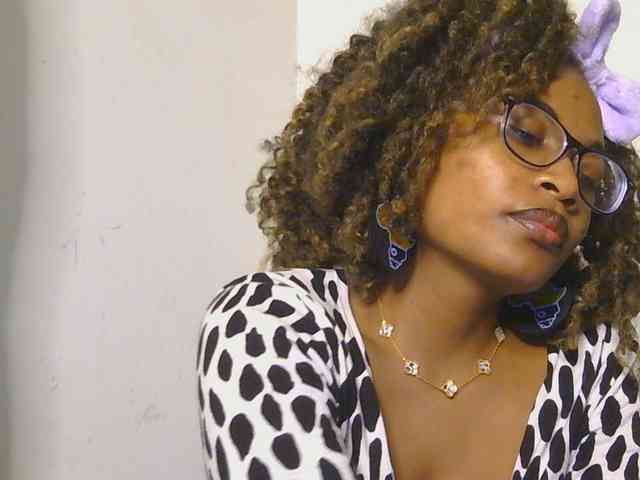 SassyAngels webcam