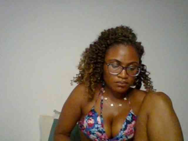SassyAngels webcam