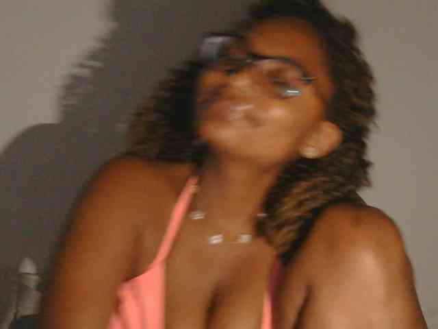 SassyAngels webcam
