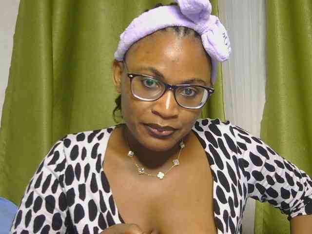 SassyAngels webcam