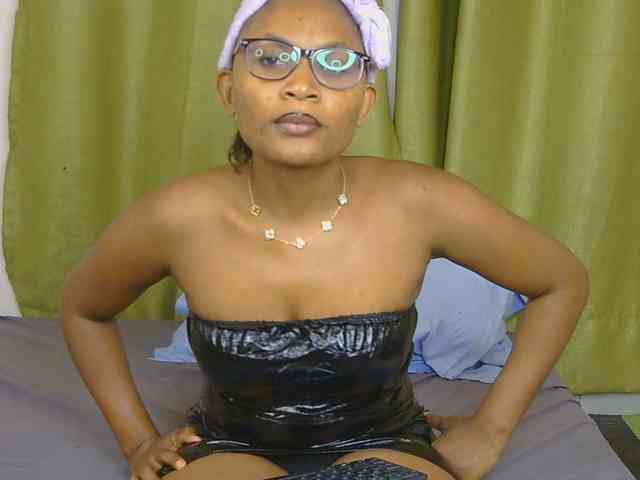 SassyAngels webcam