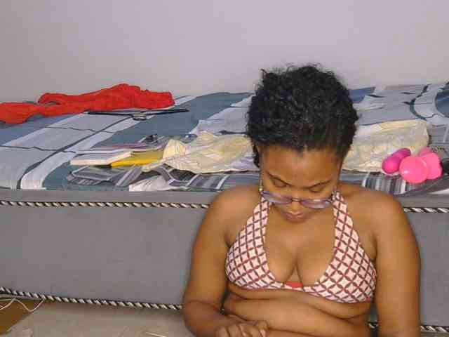 SassyAngels webcam