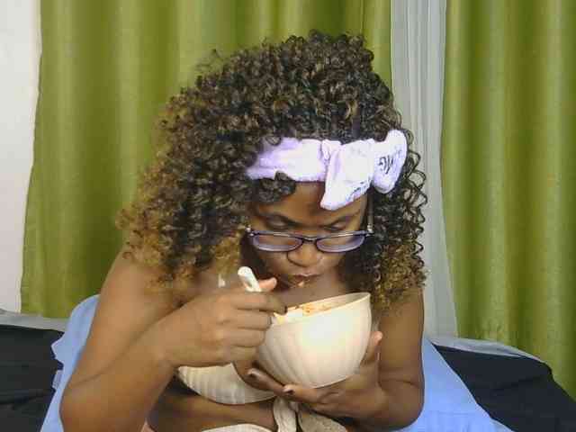 SassyAngels webcam