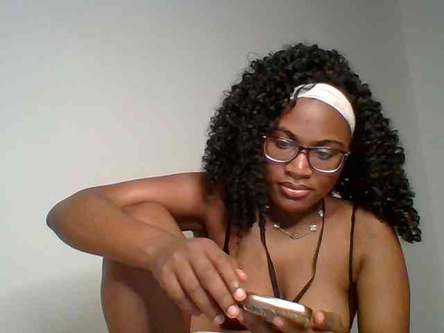 SassyAngels webcam