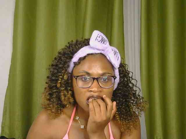 SassyAngels webcam