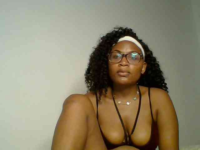 SassyAngels webcam