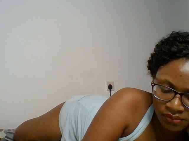 SassyAngels webcam