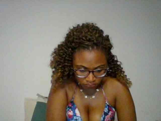 SassyAngels webcam