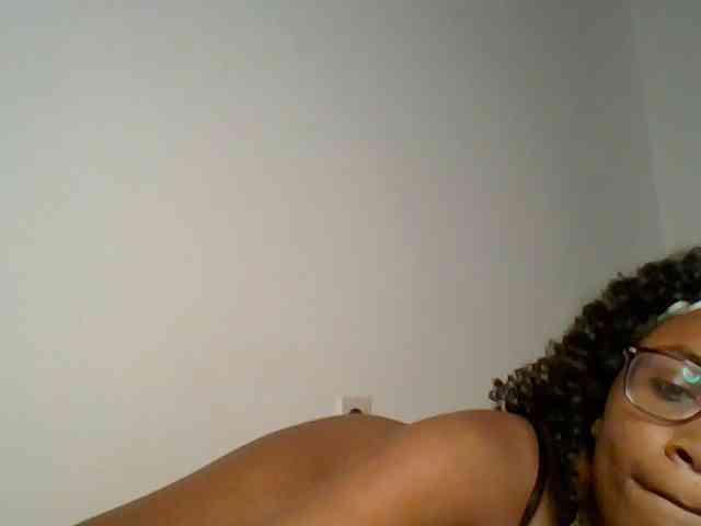 SassyAngels webcam