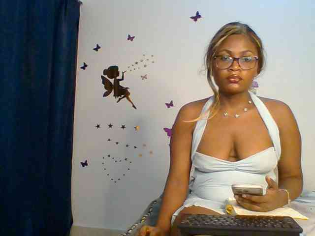 SassyAngels webcam