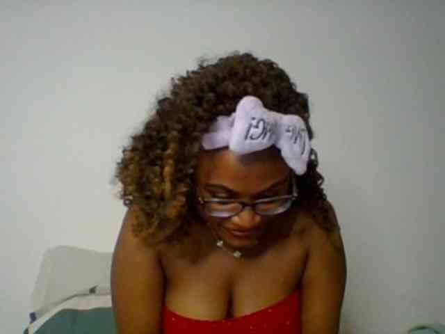 SassyAngels webcam