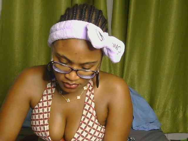 SassyAngels webcam