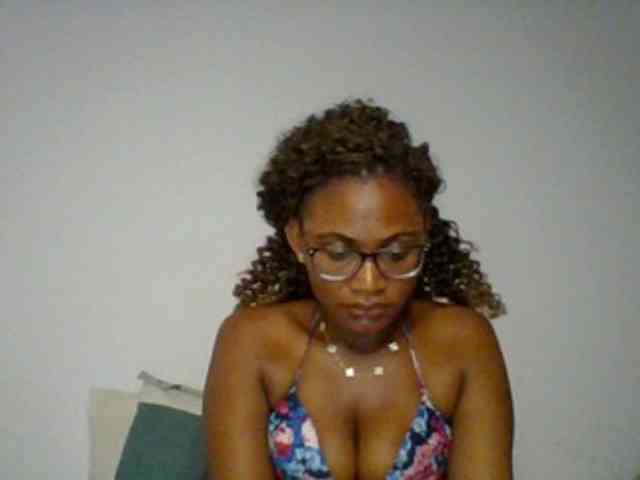 SassyAngels webcam