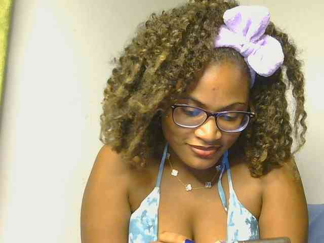 SassyAngels webcam