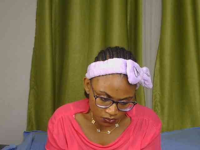SassyAngels webcam