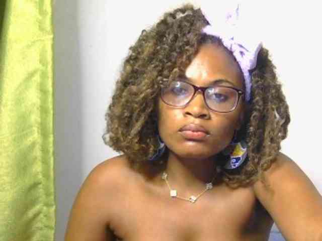 SassyAngels webcam