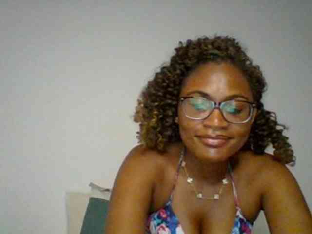 SassyAngels webcam