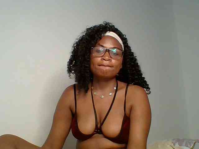 Modelo: SassyAngels