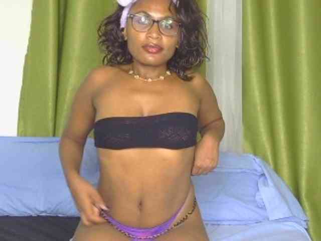 SassyAngels webcam