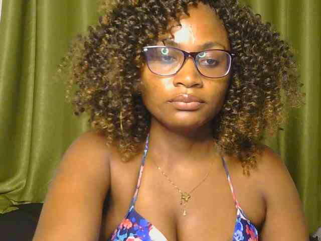 SassyAngels webcam
