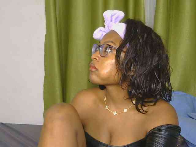 SassyAngels webcam