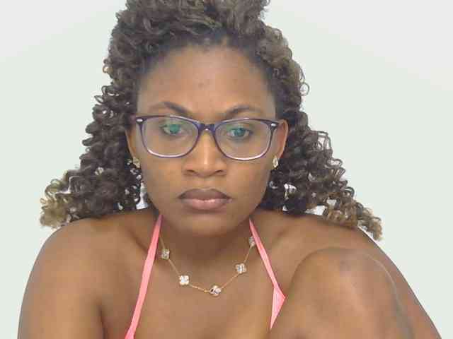 SassyAngels webcam