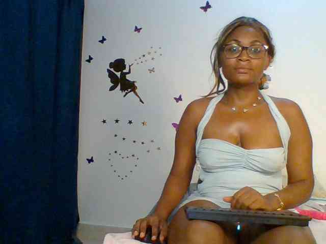 SassyAngels webcam