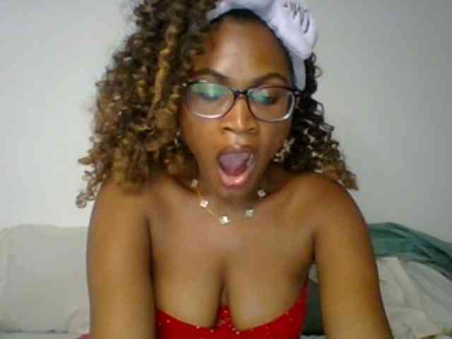 SassyAngels webcam