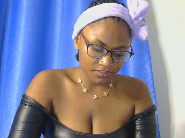SassyAngels webcam