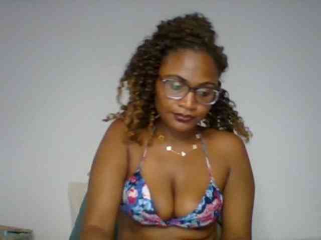 SassyAngels webcam